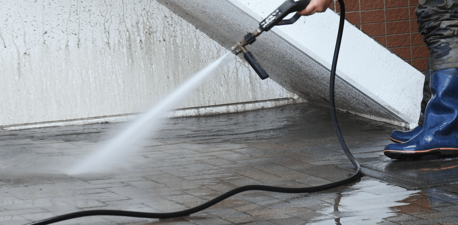 Professional Pressure Washing Service in Dublin for Driveways and Patios